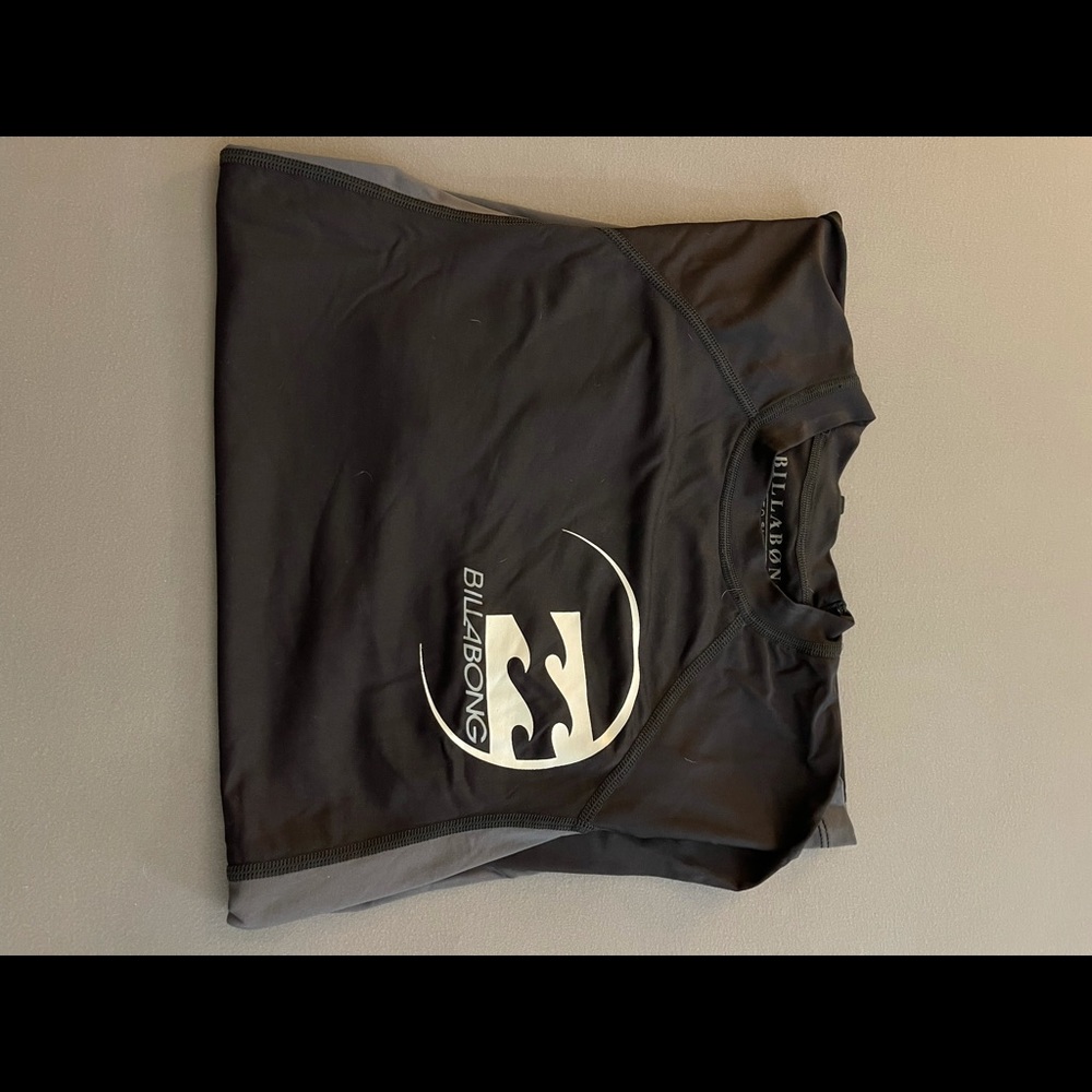 Billabong rash guard - Picture 2 of 2